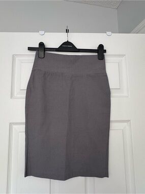 Simons Light Grey High-Waist Pencil Skirt